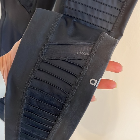 ALO Yoga High Waist Moto Legging with Mesh Inserts - Picture 3 of 7